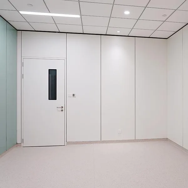 Fabrisert veggpanel